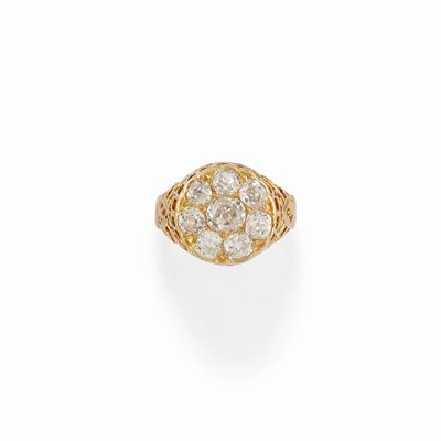 Anello in oro giallo 18K con diamanti a taglio vecchio, XX secolo