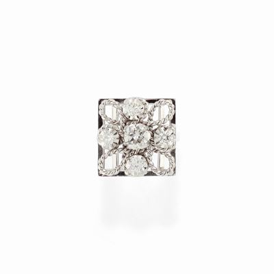 Anello in platino con diamanti taglio vecchio