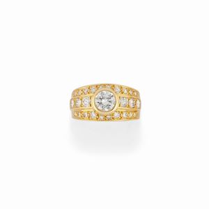  - Anello in oro giallo 18K e diamanti