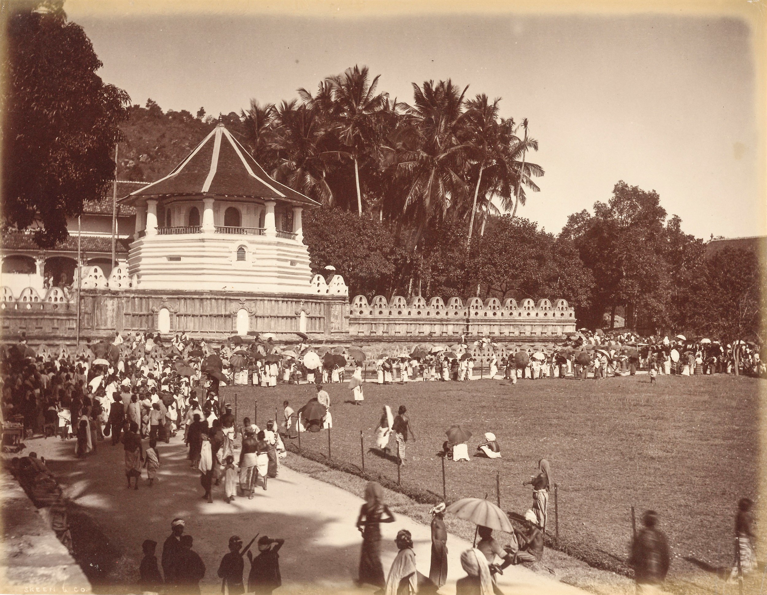 William Louis Henry Skeen & Co - Buddha Temple, Kandy, Ceylon