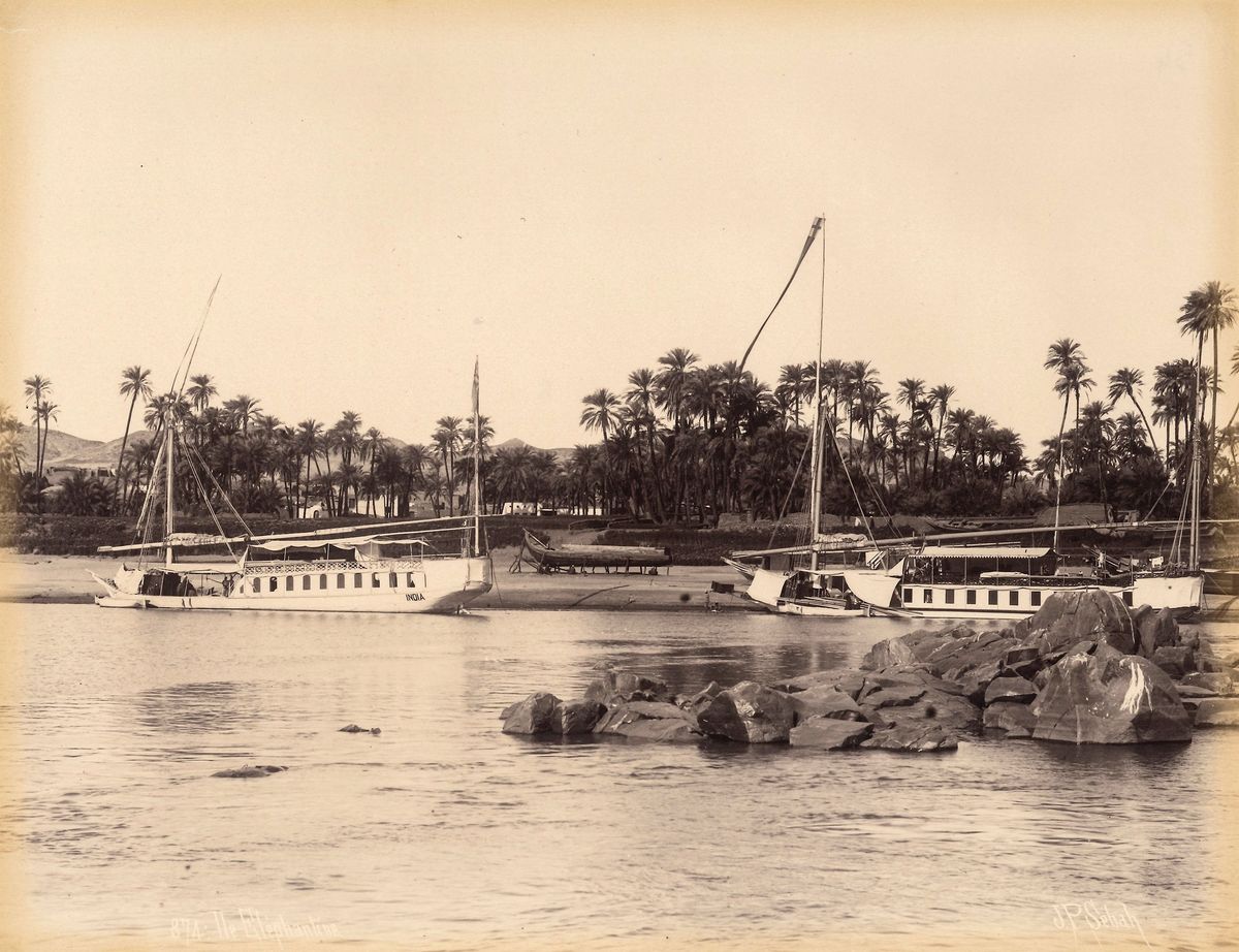 Pascal Sébah - Assouan le Port ; Ile Elèphantine