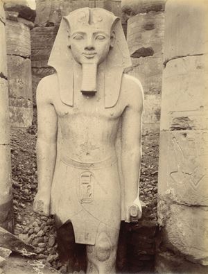 Luxor, Statue de Ramses