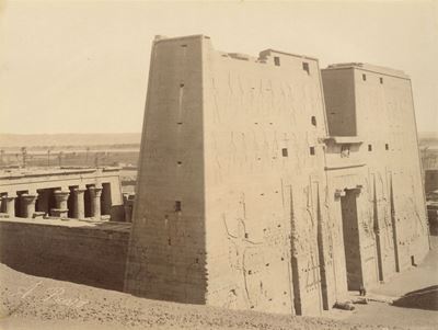 Edfou, Pylone Et Temple