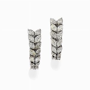  - Orecchini in oro bianco 18k e diamanti