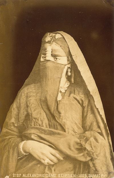 Alexandrie Dame Eciptien ; Arabe Abitien Les Cedres Du Mont Liban ; Portsait Danzeuse Arabe