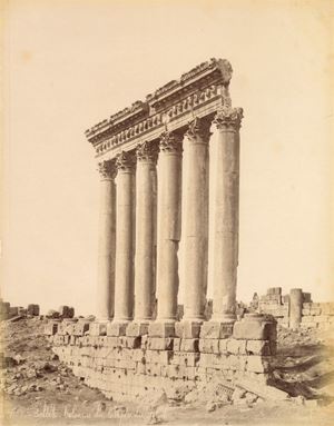 Balbek, Colonnes du temple du Soleil