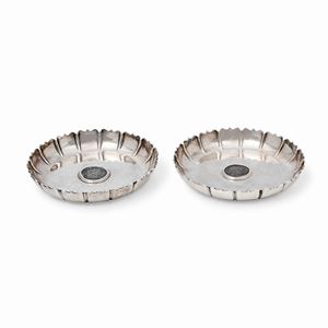 Due posaceneri in argento 925 con monete, Italia, XX secolo
