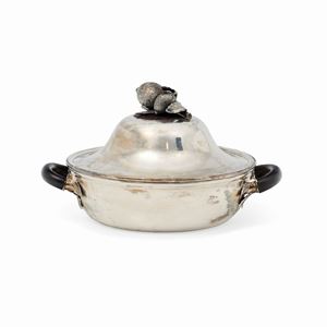 A silver tureen, Milan 20th Century