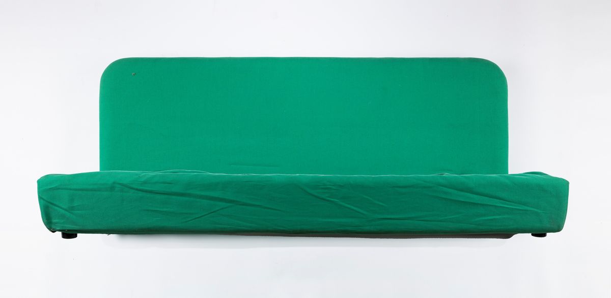 Gae Aulenti - Orsa Maggiore, letto con testiera e cassone imbottiti, 1976