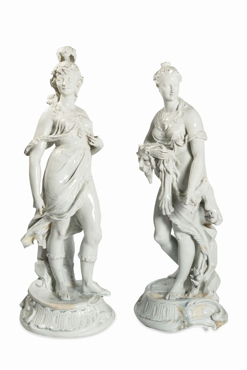 Due Sculture in Porcellana Bianca Raffiguranti Atena e Onfale, Manifattura di Capodimonte, Second...