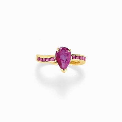 Anello in Oro 18k e Rubini