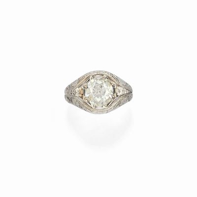Anello in platino con diamante taglio antico, circa 3,00 ct
