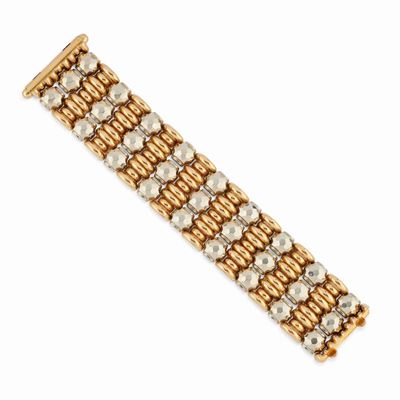 Bracciale in oro rosa e bianco 18K, modello tank, circa 1940