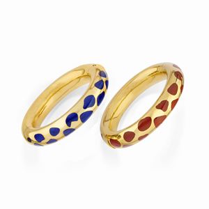 Two 18k yellow gold, lapislazuli and carnelian bangles, Tiffany and Co., with bags
