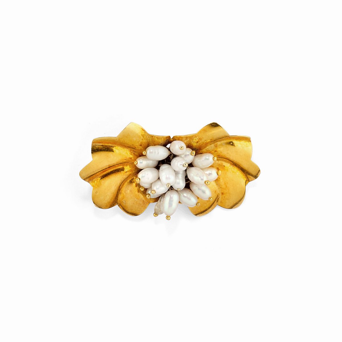 Gruppo di gioielli in oro giallo 18K e oro rosso 9K con cammeo e perle