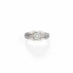 Anello in oro bianco 18K e diamante