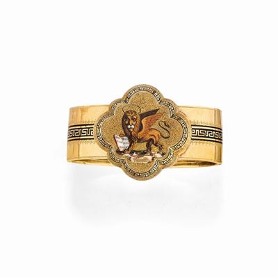 Bracciale in oro giallo 18K con smalto, XIX secolo, decorato con leone di San Marco