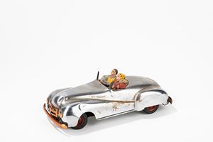 Spider car with driver and passenger