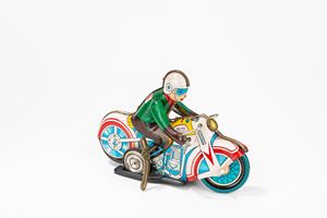 Motocicletta MS-702 con pilota