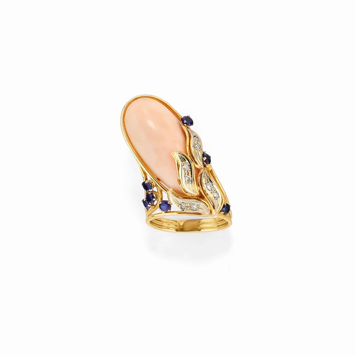 Due anelli in oro giallo 18K con corallo, malachite, diamanti e zaffiri