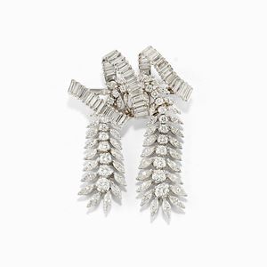 Spilla pendente in platino e diamanti