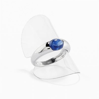 Anello in Oro Bianco 18k e Zaffiro