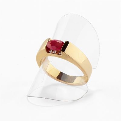 Anello in Oro 18k, Rubino e Diamanti