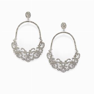 Orecchini pendenti in argento e diamanti