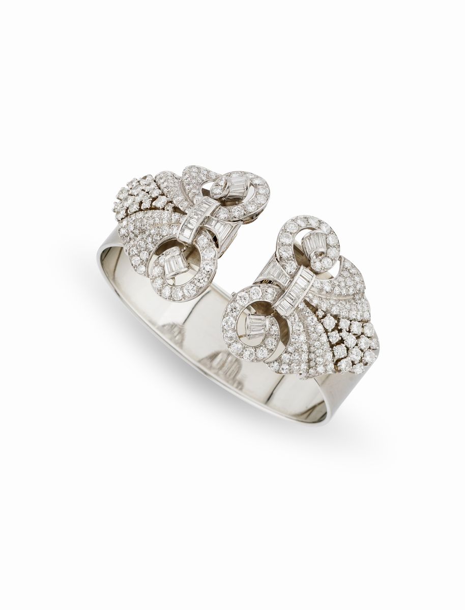 Illario - Gioiello scomponibile in platino, oro bianco 18K e diamanti, circa 1940