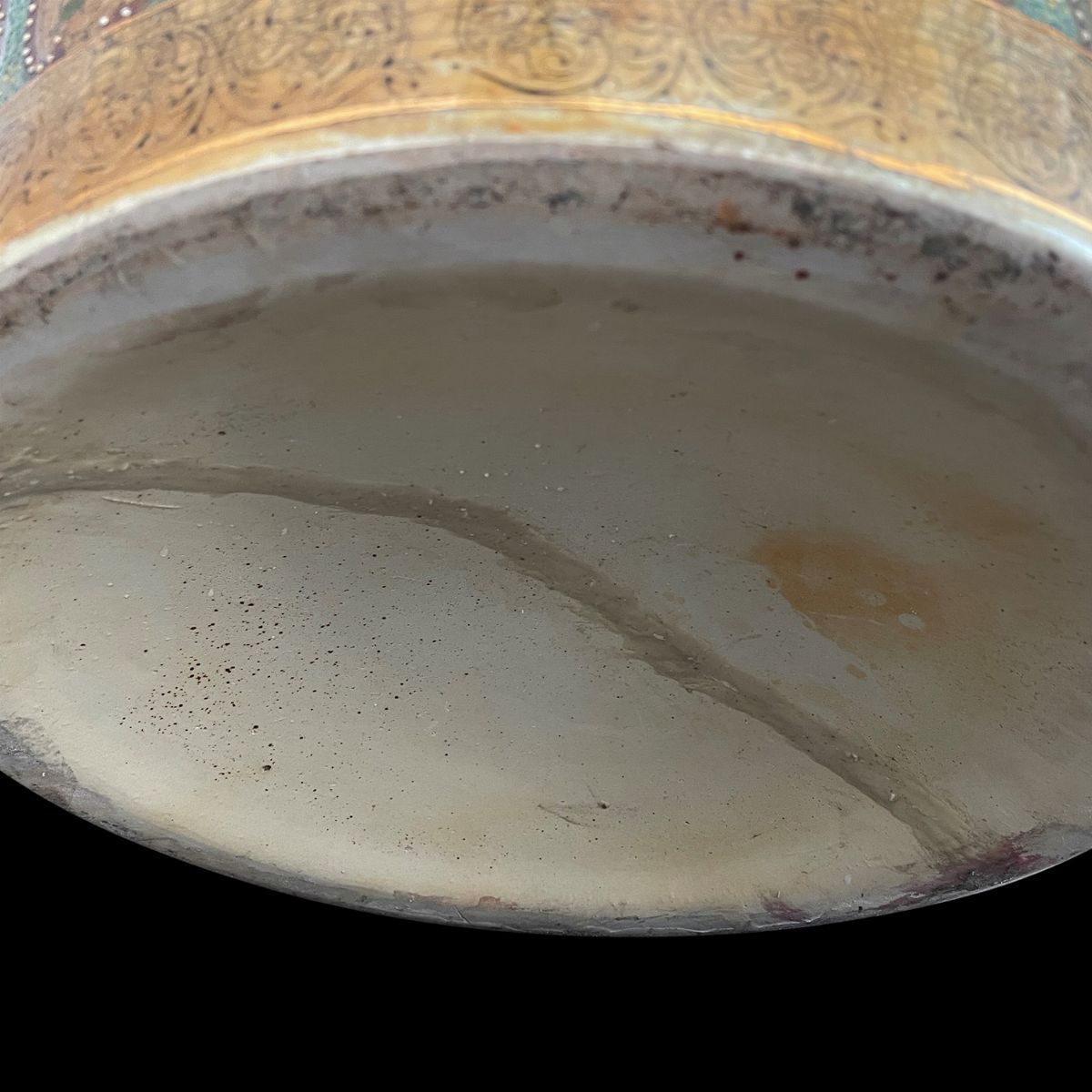 Grande e Importante Vaso Satsuma con Decorazioni Floreali e Scene di Vita di Corte, Giappone Iniz...