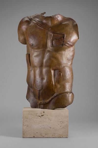 Mitoraj, Perseus, scultura in bronzo