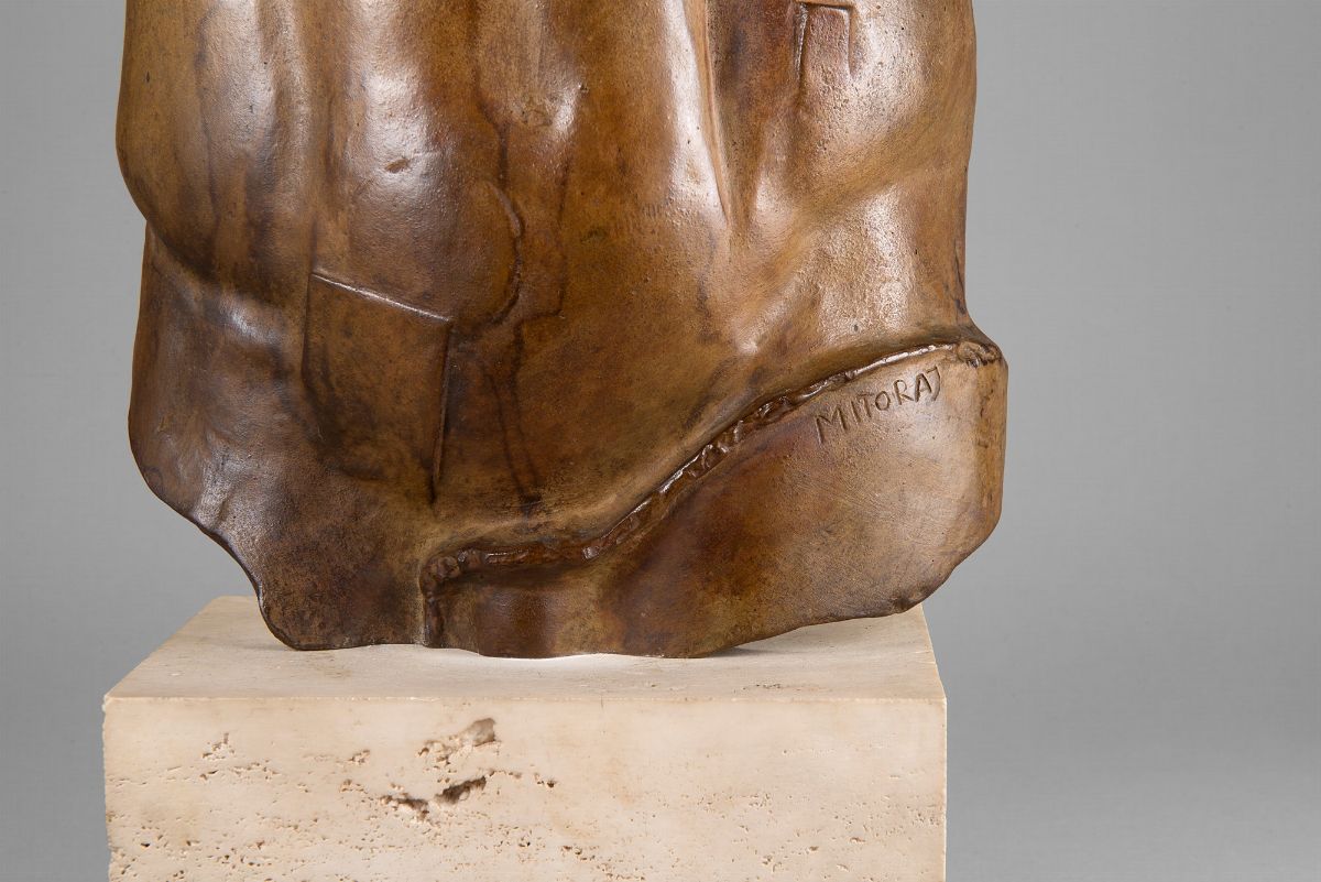 Mitoraj, Perseus, scultura in bronzo