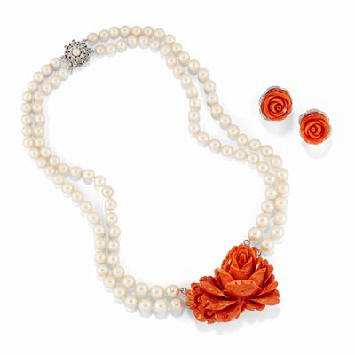 Collana e orecchini in oro bianco 18k con corallo, perle e diamanti