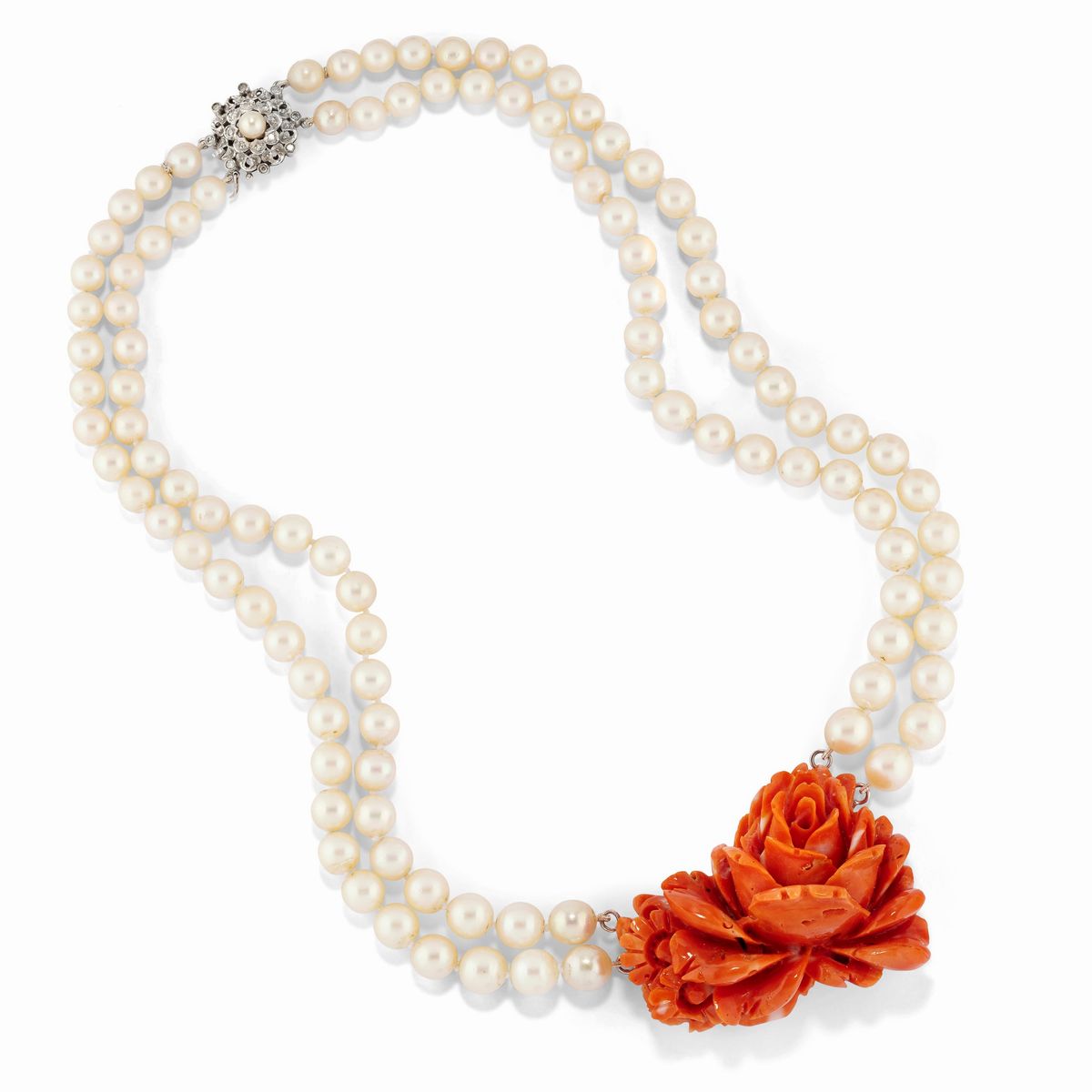 Collana e orecchini in oro bianco 18k con corallo, perle e diamanti
