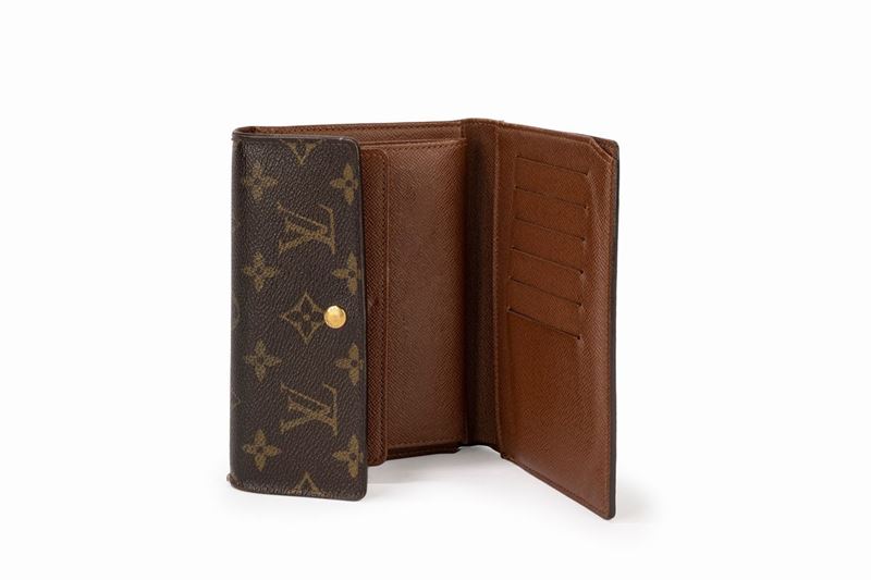 Lot 141 - Louis Vuitton Monogram Porte-Monnaie Wallet