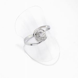 Anello in oro bianco 18k e diamanti