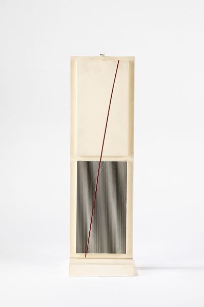 Untitled, from the Jai-Alai Series, scultura in legno e plexiglas