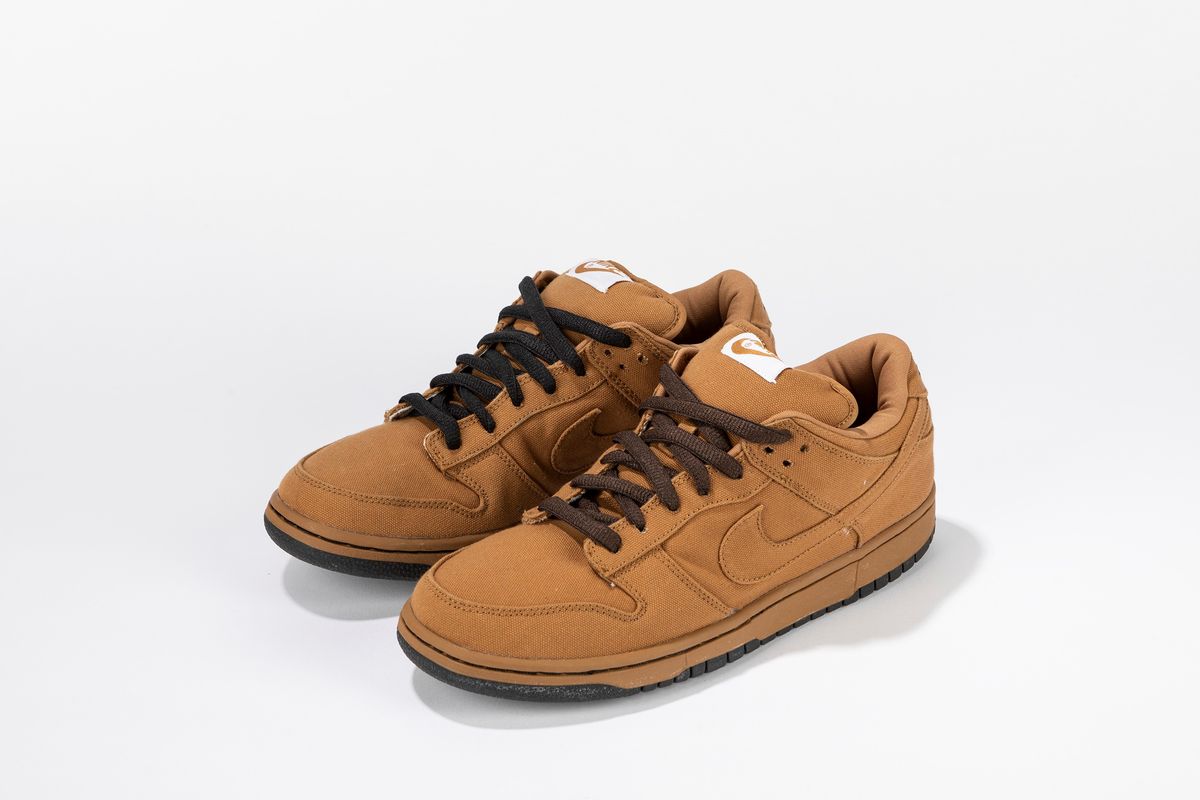 NIKE Dunk SB Low Carhartt Shale Size US 11 EUR 45 2004 Sneakerhead the first sneakers auction in Italy Finarte casa d aste