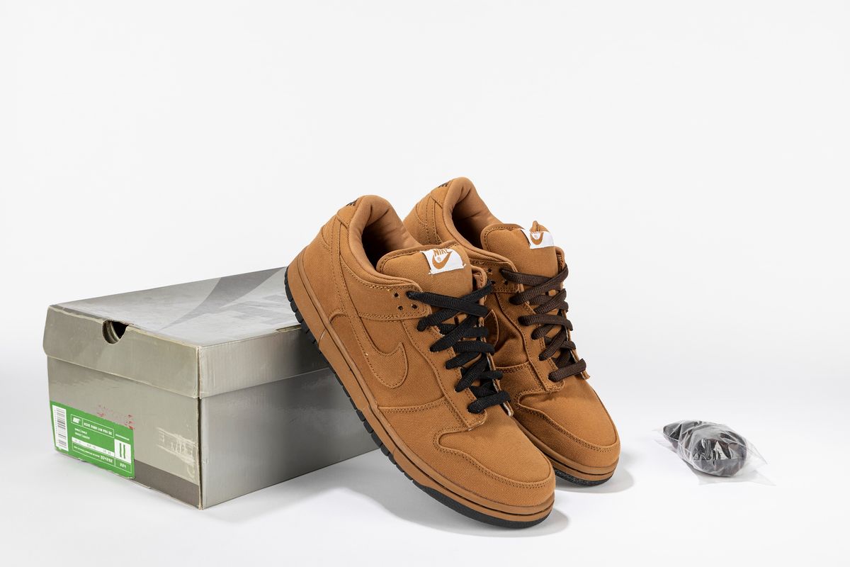 NIKE - Dunk SB Low Carhartt Shale / Size US 11 EUR 45 2004 