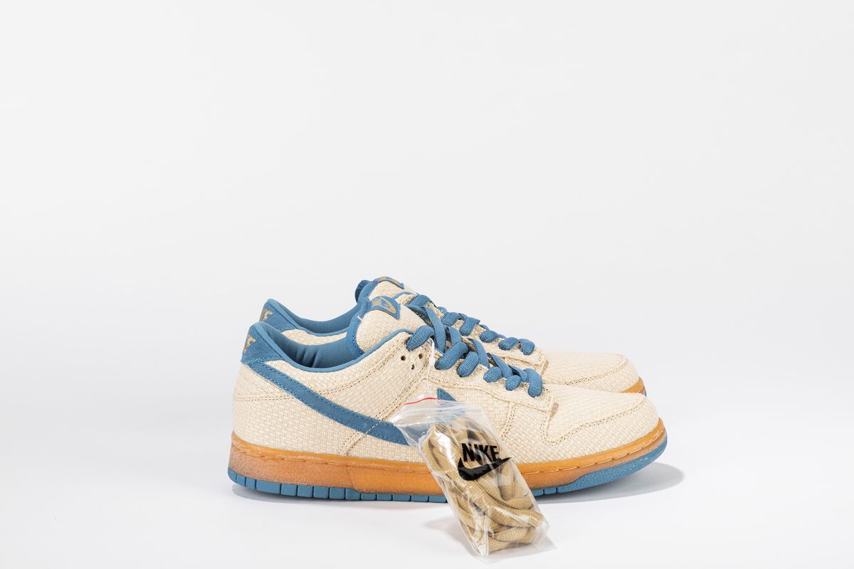 NIKE - Dunk SB Low Hemp Blue / Size US 10 EUR 44 2006 