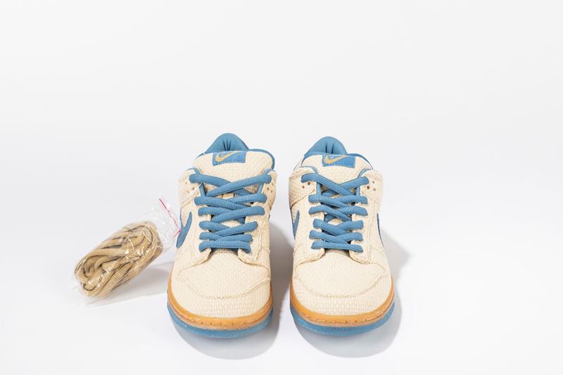 NIKE - Dunk SB Low Hemp Blue / Size US 10 EUR 44 2006