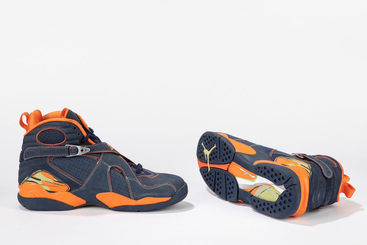 Navy blue and hot sale orange jordan 8