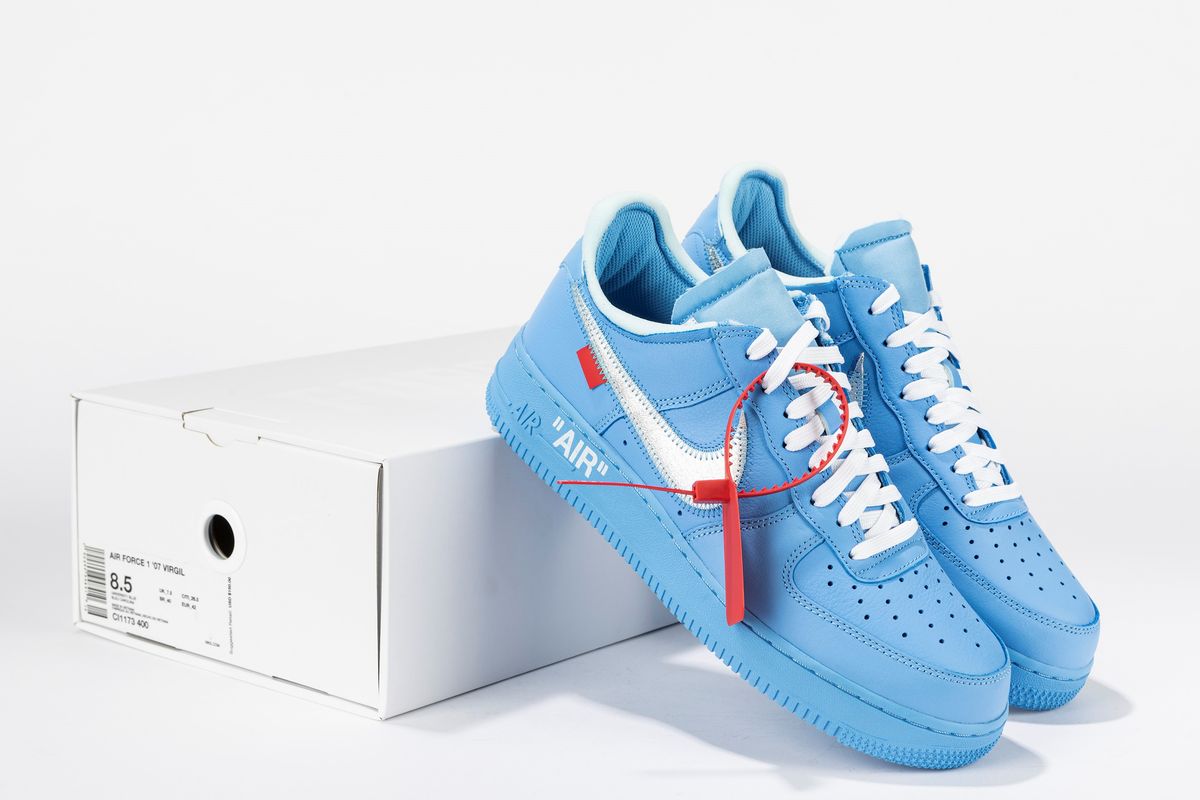 NIKE Air Force 1 Low Off White MCA Size US 8.5 EUR 42 2019