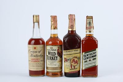 Selezione di Bourbon Vintage, Comprendente Kentucky Gentleman Sour Mash, Wild Turkey e Ancient Ag...