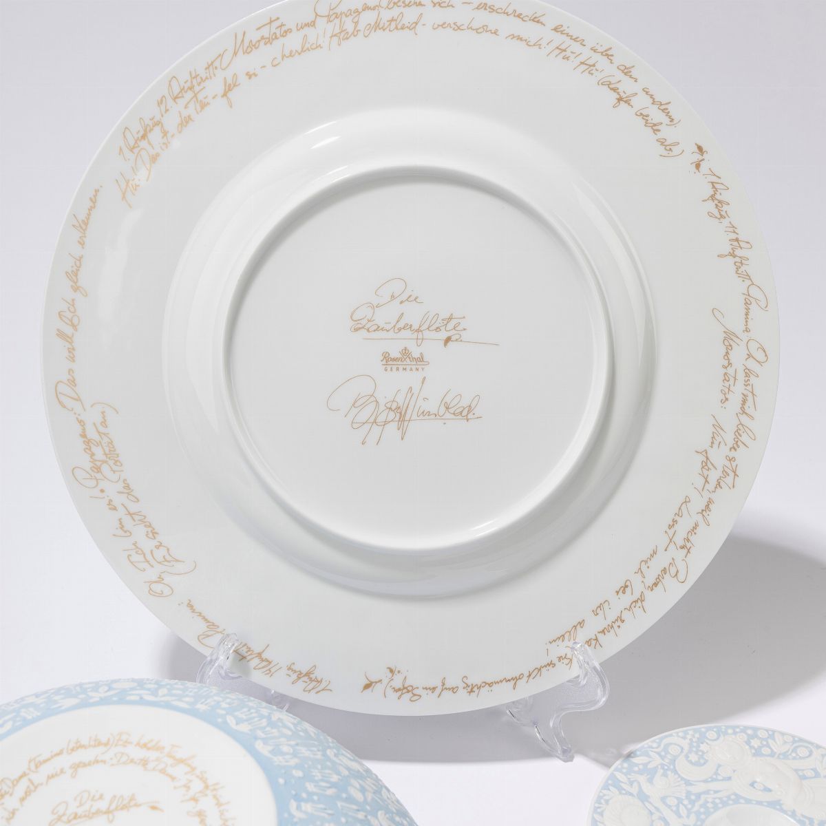 Servizio in porcellana Rosenthal, modello 'Flauto Magico', composto da settantacinque pezzi