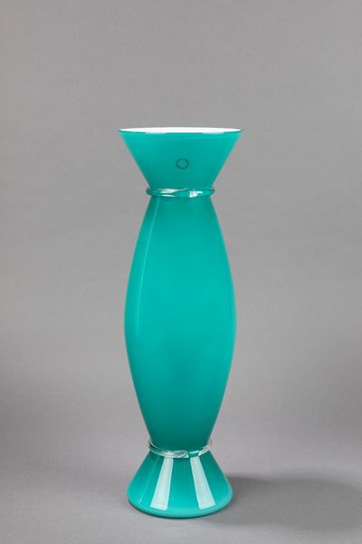 Vaso in vetro incamiciato verde