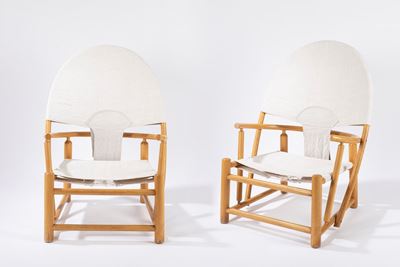 Poltrone Hoop G23, legno e tessuto, 1970 ca.