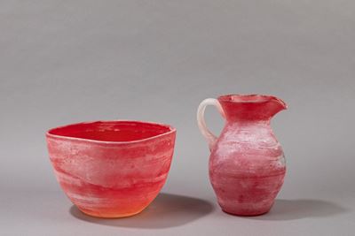 Set di brocca e coppa in vetro scavo