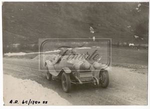 Fotografia alla III Mille Miglia del 1929 dell&#39;Alfa Romeo 6C 1750 SS, #82 Moretti/Piva - Rit. 