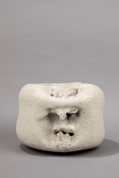 Vaso sconvolto in gres smaltato